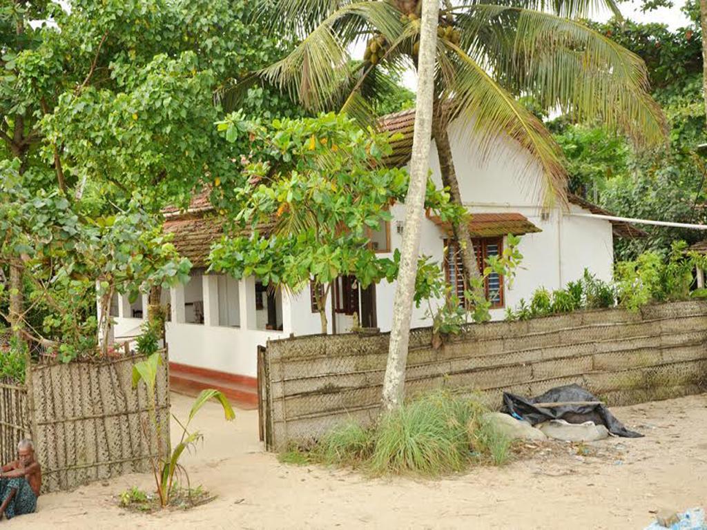 Angeo Beach House Alappuzha Exterior photo